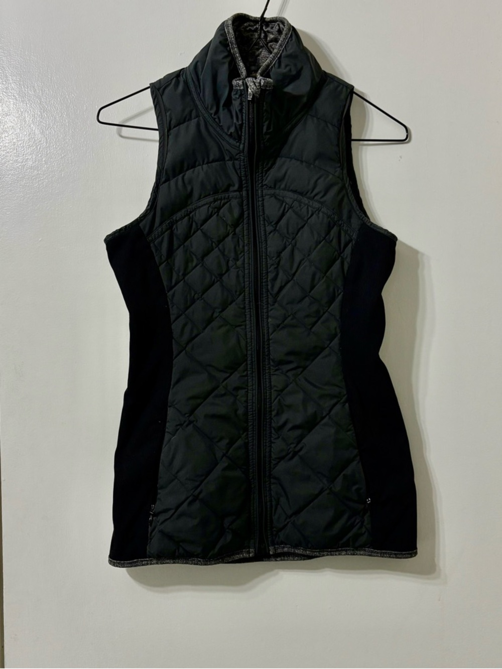lululemon athletica Black Quilted Zip-Up Vest